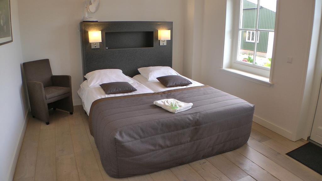 Bed And Breakfast Hoeve Chapeau Katwoude Chambre photo